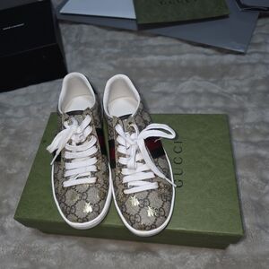Gucci Beige GG Supreme Canvas Sneakers with Red & Green Web Stripe